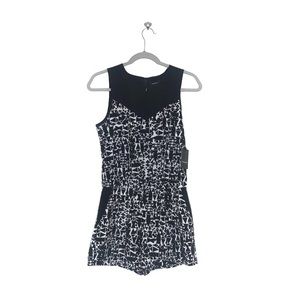 NWT Nordstrom Trouve Geo Print Romper